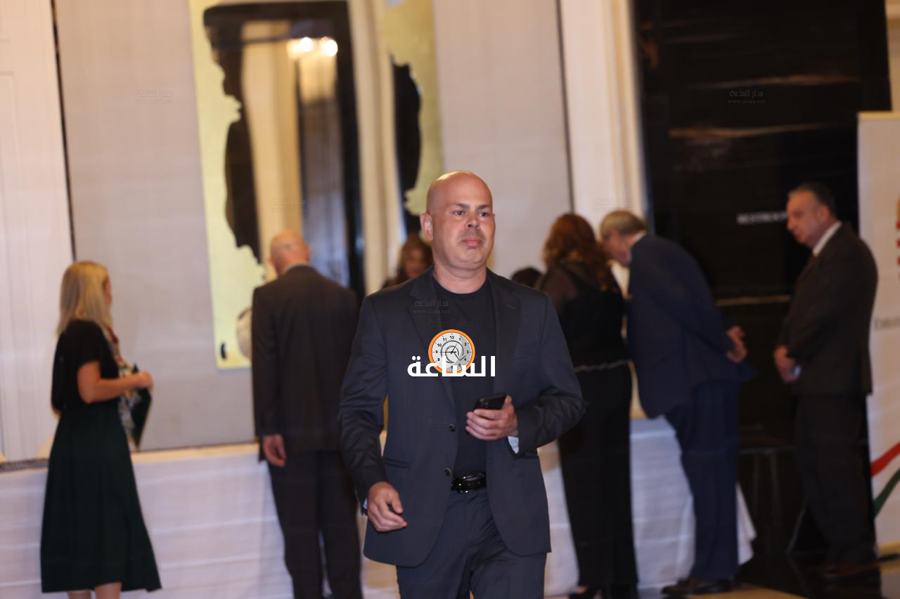 Madar Al-Saa Images 0.27884318873587477