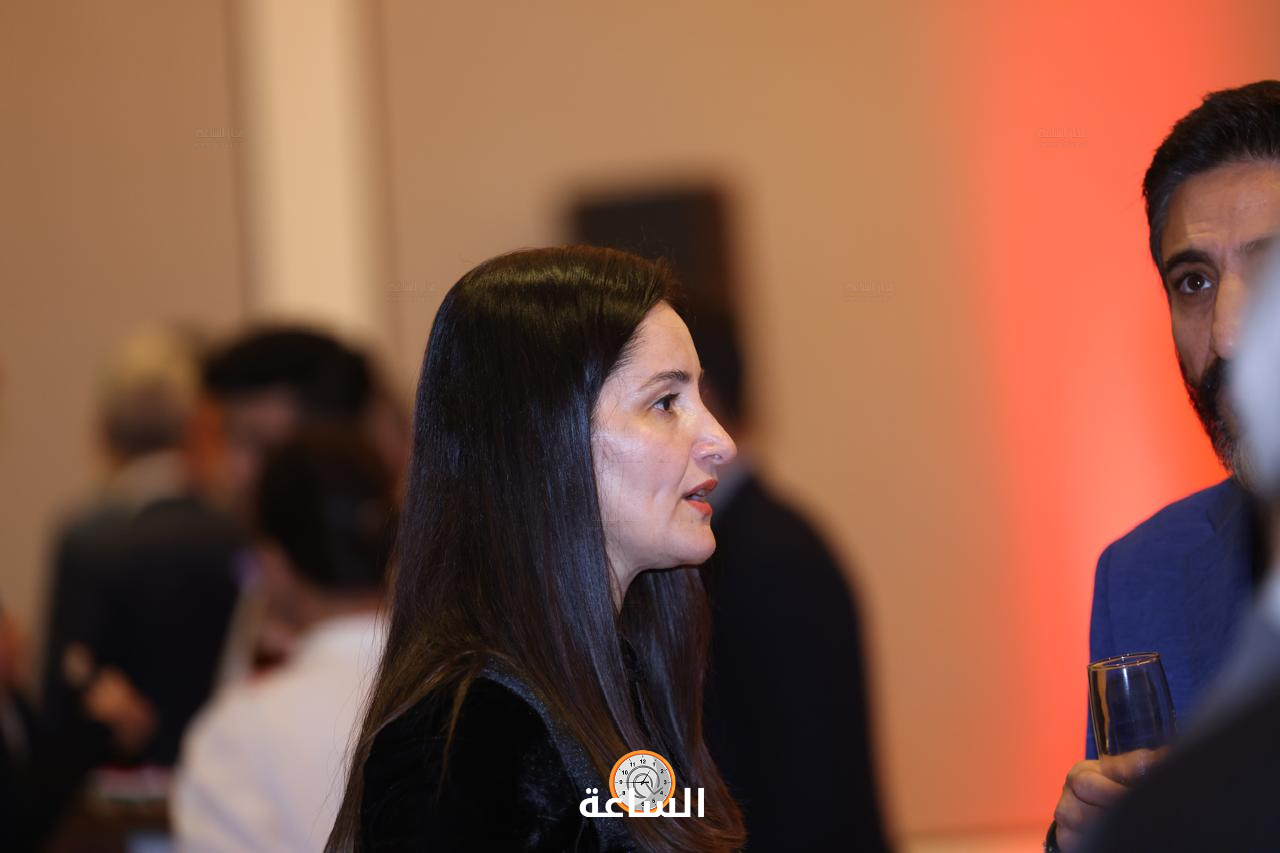 Madar Al-Saa Images 0.12475886533255309