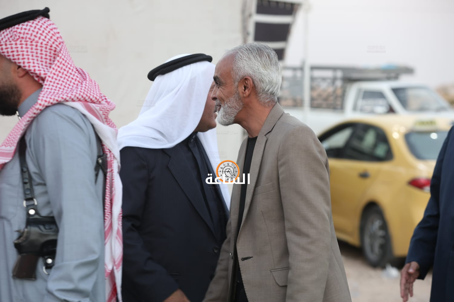 Madar Al-Saa Images 0.7399440187871529