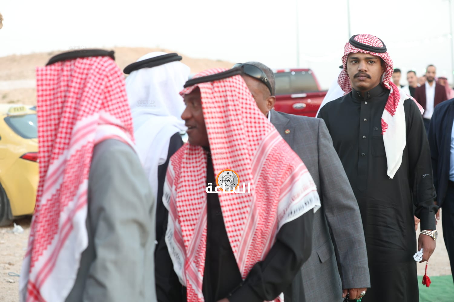 Madar Al-Saa Images 0.058156518583516226