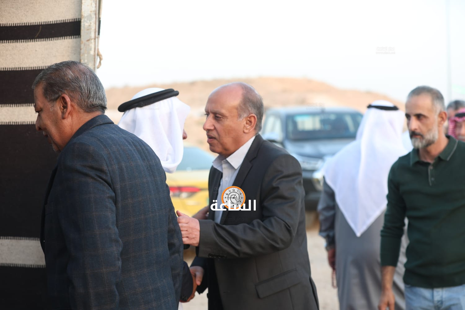 Madar Al-Saa Images 0.46660553969105334