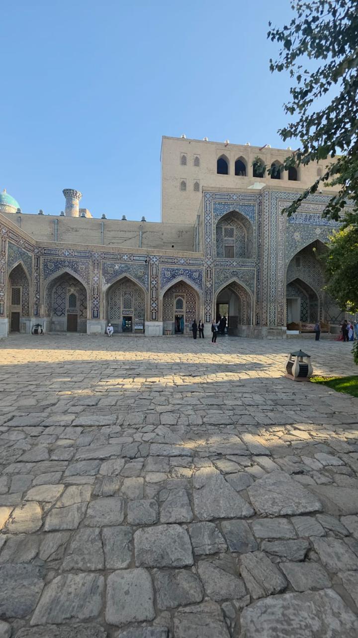 Madar Al-Saa Images 0.7006966752626694