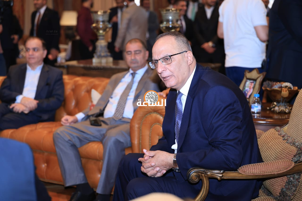 Madar Al-Saa Images 0.9493682175371198