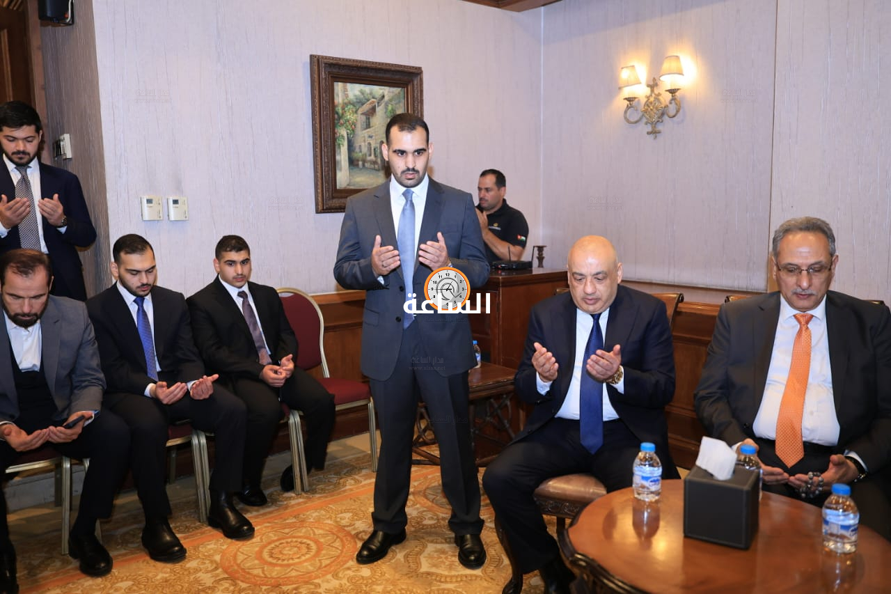 Madar Al-Saa Images 0.3705130571904236
