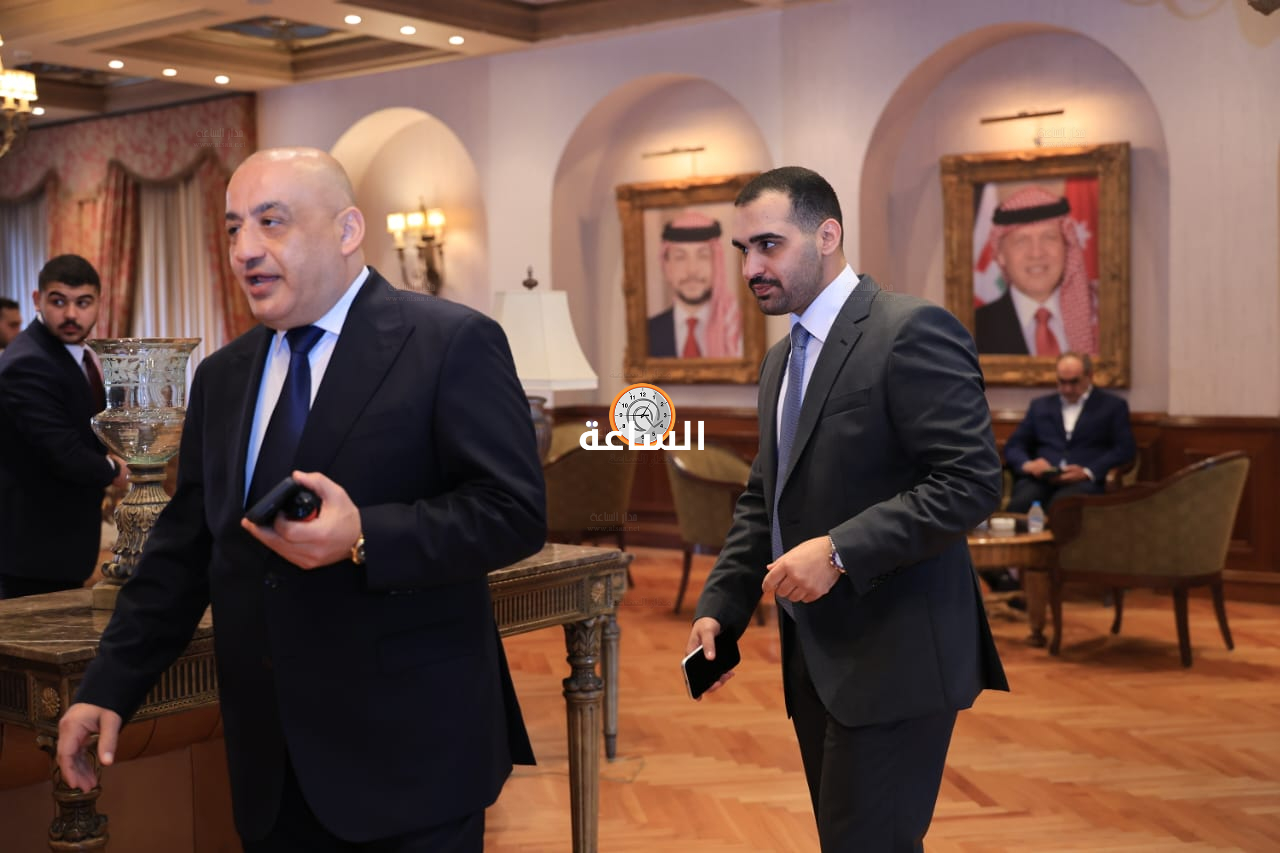 Madar Al-Saa Images 0.25440932833874075