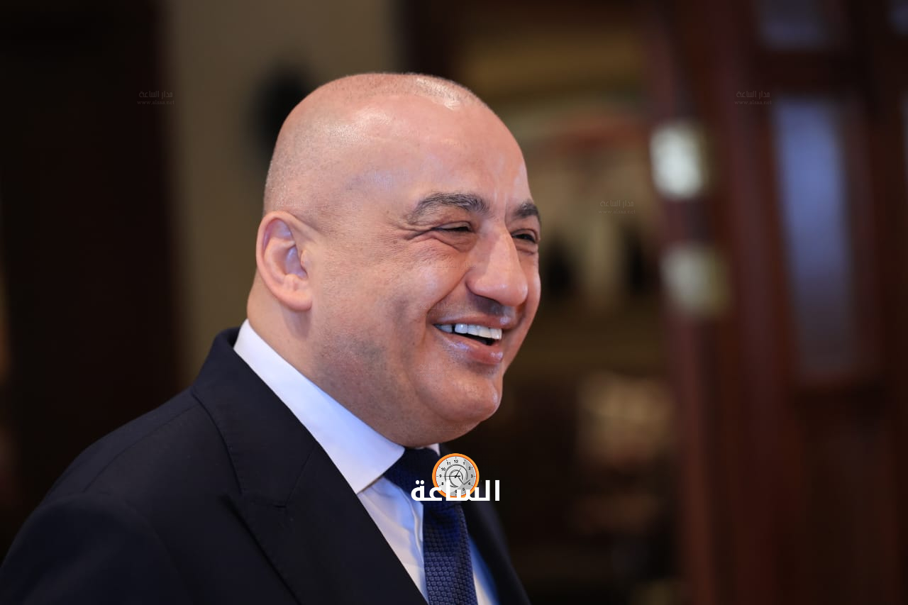 Madar Al-Saa Images 0.5463116608906693