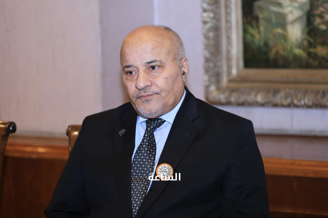 Madar Al-Saa Images 0.17715909447228984