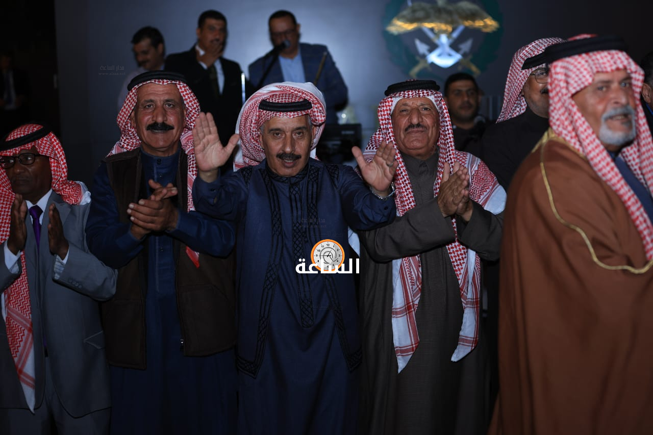 Madar Al-Saa Images 0.3837207400142322
