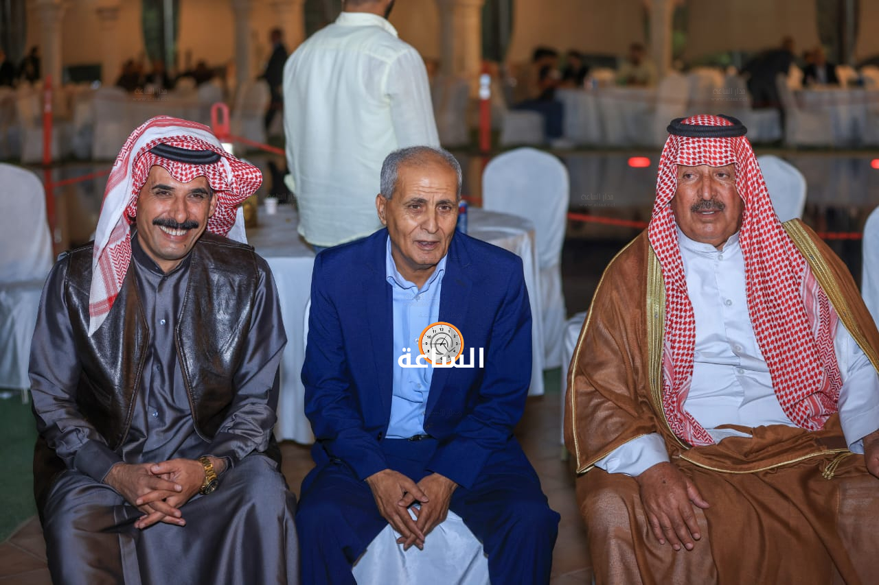 Madar Al-Saa Images 0.8357422446156523