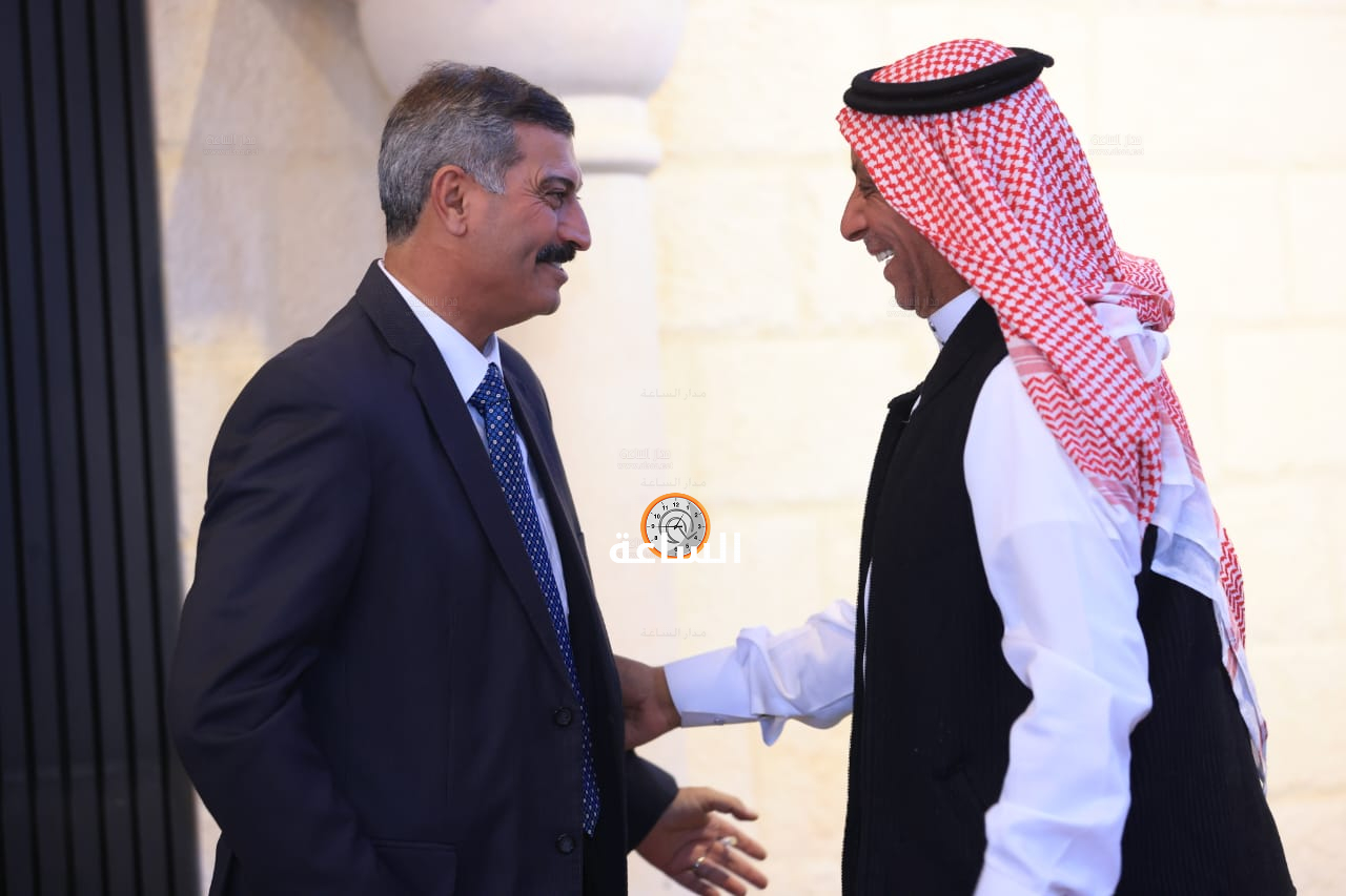 Madar Al-Saa Images 0.7144663839347658