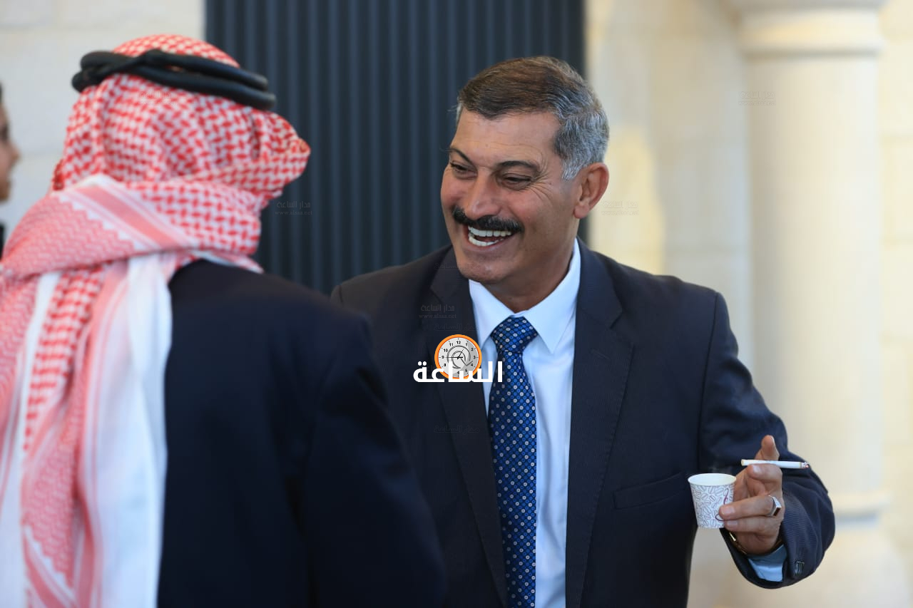 Madar Al-Saa Images 0.6397659566042775