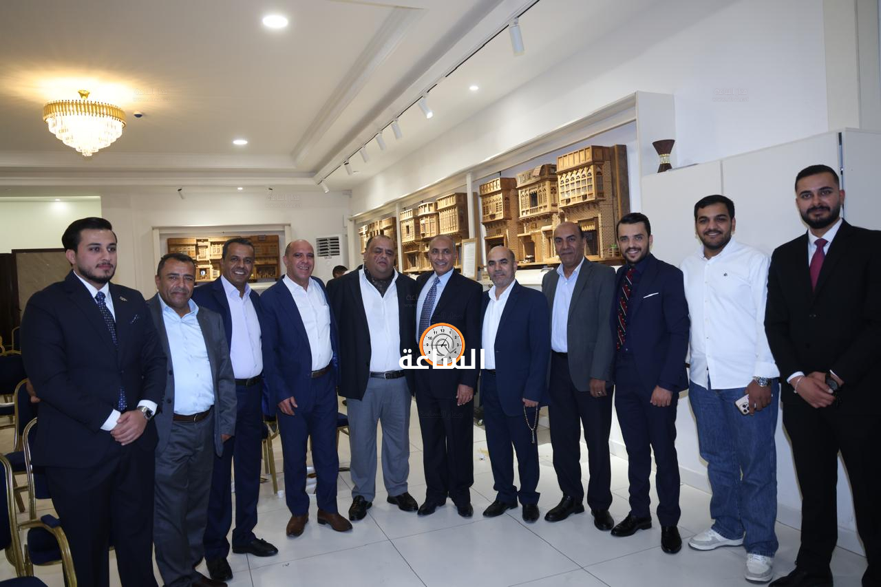 Madar Al-Saa Images 0.46477644561965836