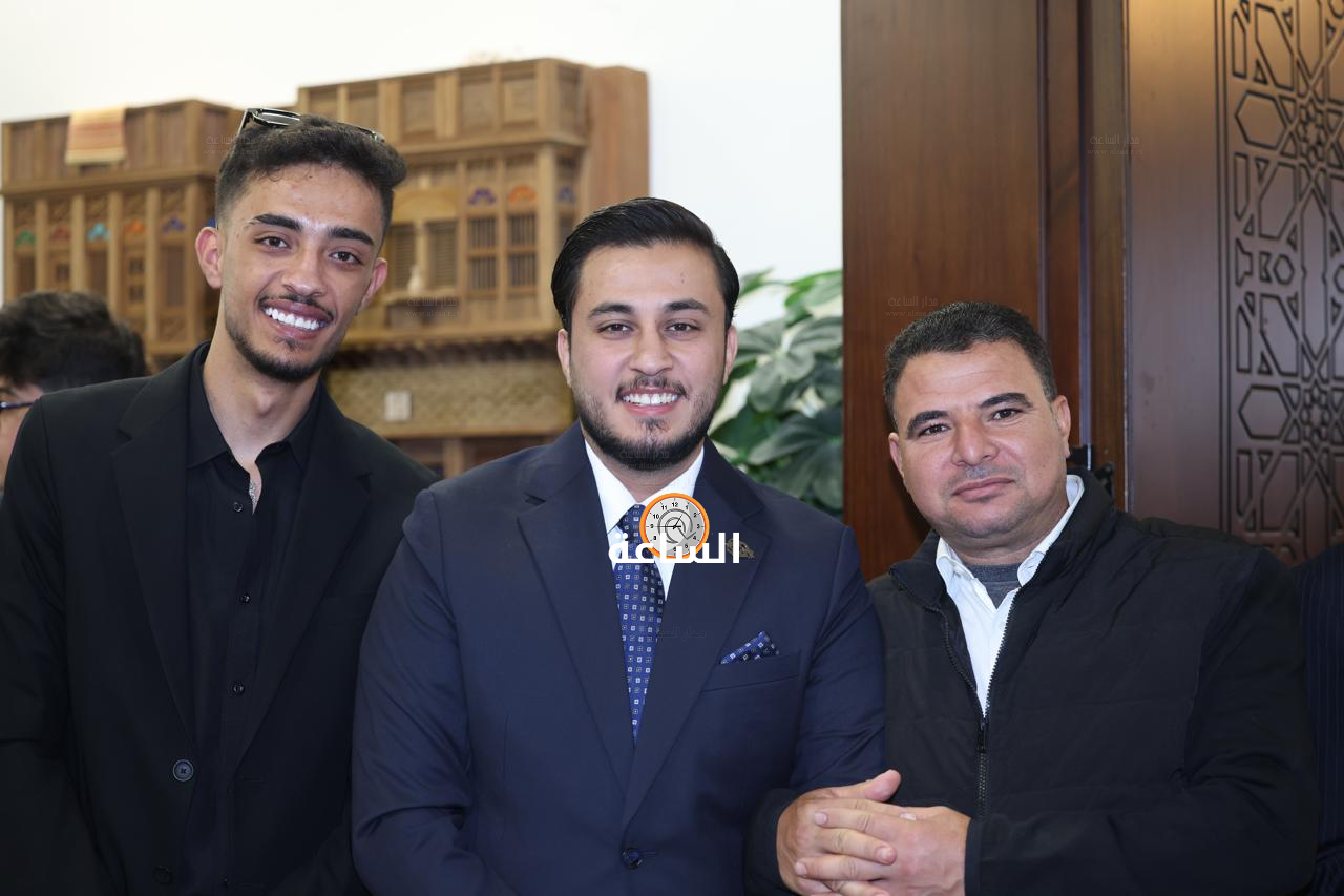 Madar Al-Saa Images 0.46453125148173835