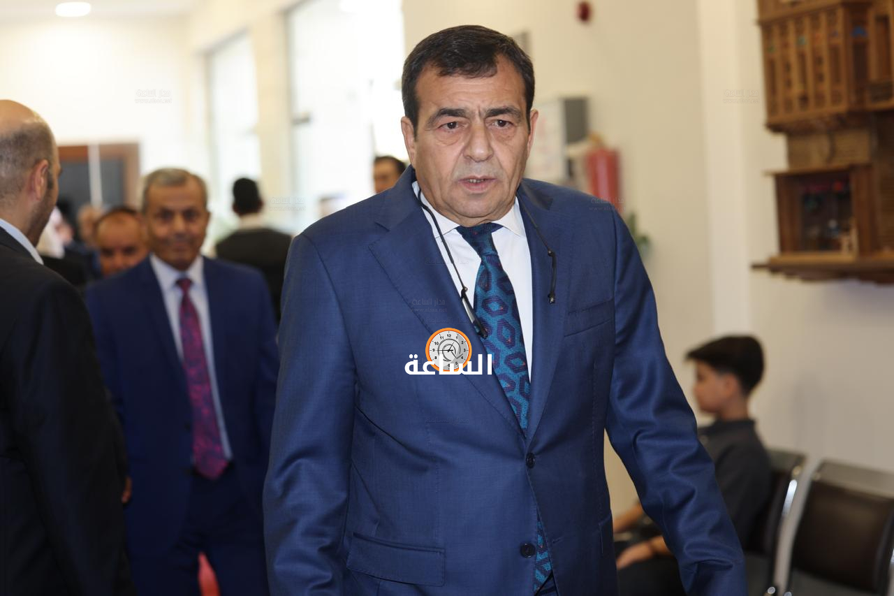 Madar Al-Saa Images 0.37902254092000953
