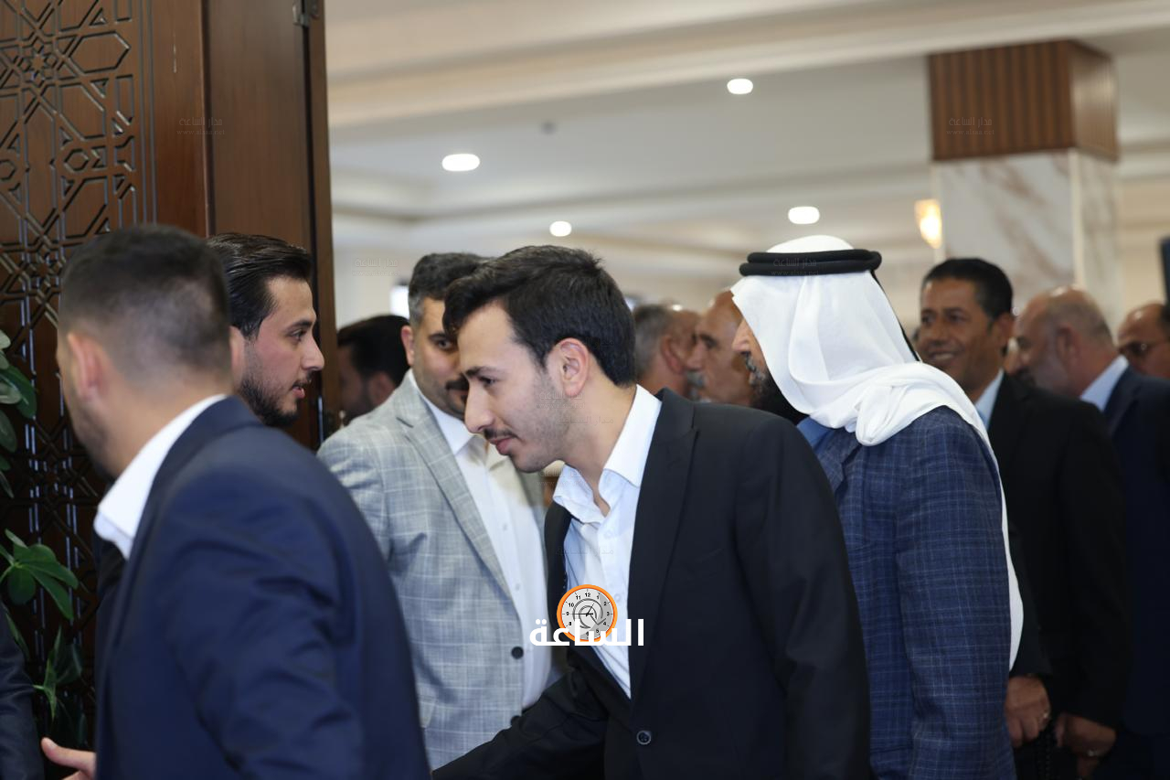 Madar Al-Saa Images 0.7773228481981086
