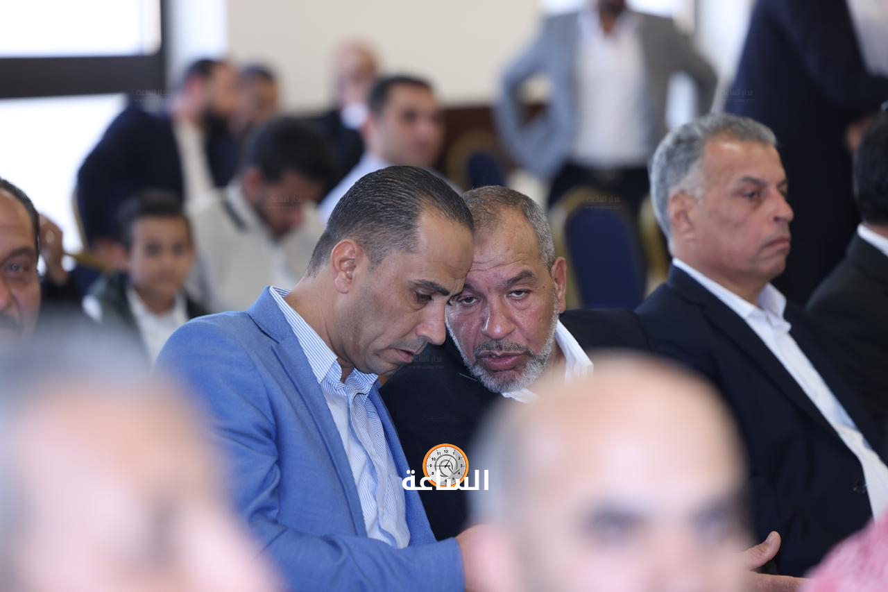 Madar Al-Saa Images 0.9770625338129375