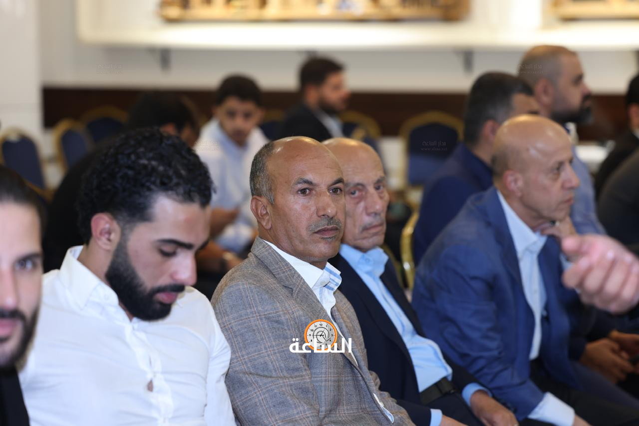 Madar Al-Saa Images 0.035588616735773626