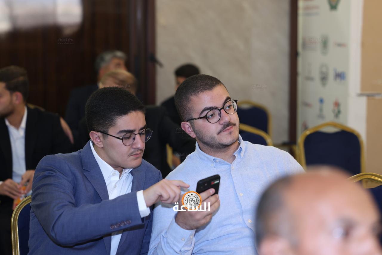 Madar Al-Saa Images 0.8495648116242477