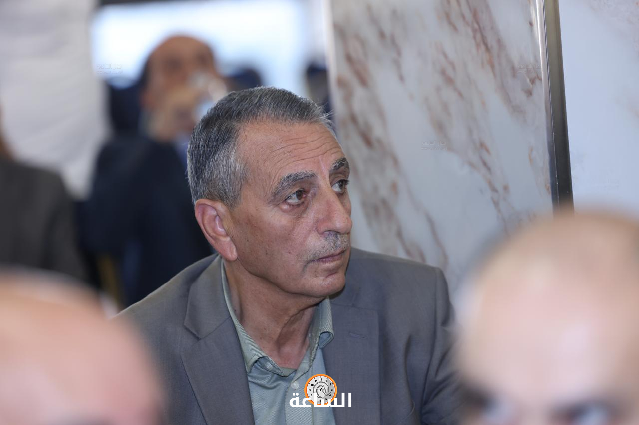 Madar Al-Saa Images 0.11065673266412912