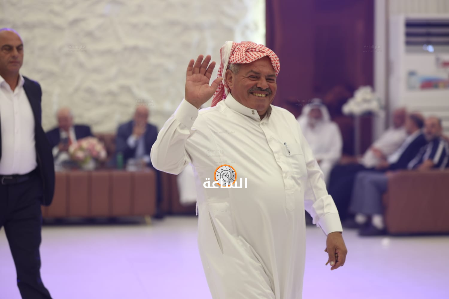 Madar Al-Saa Images 0.9883666514418644