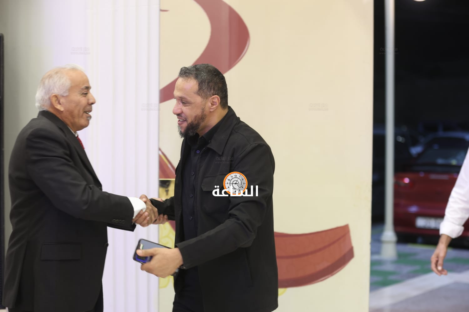 Madar Al-Saa Images 0.3973687987225829