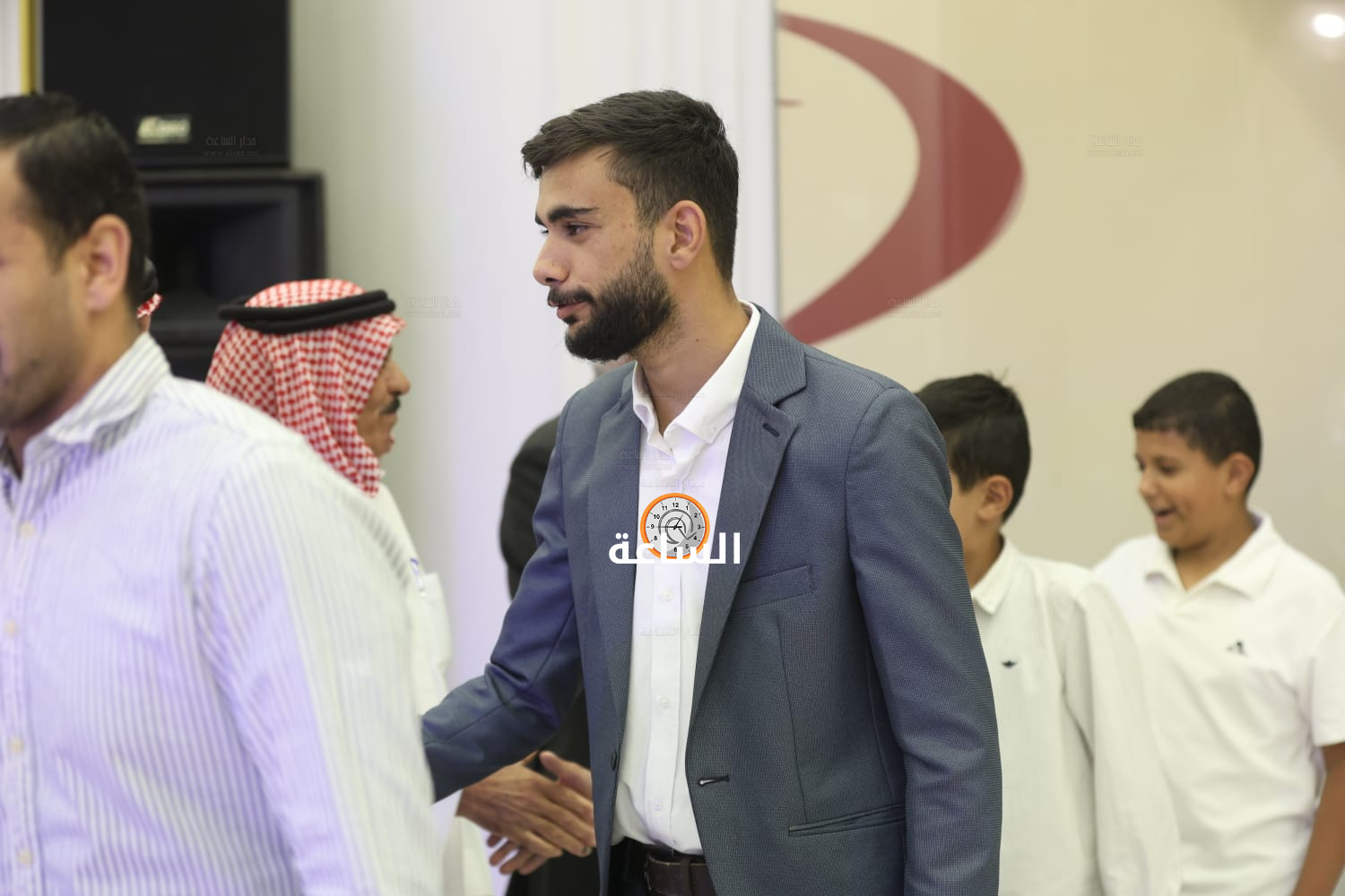 Madar Al-Saa Images 0.0709447975004367