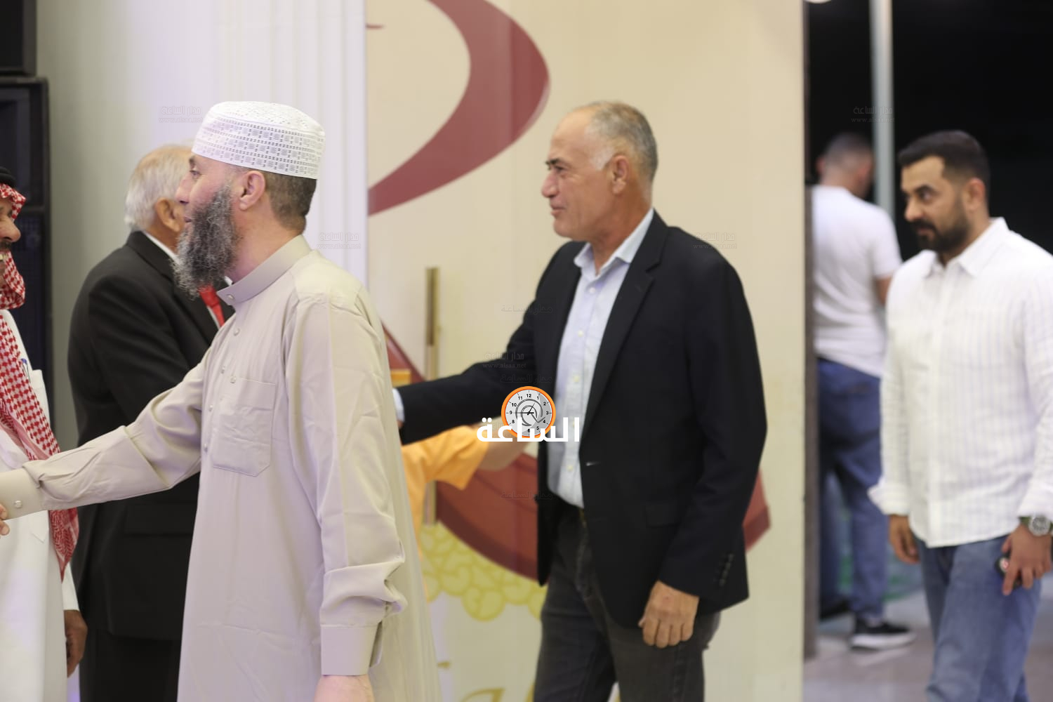 Madar Al-Saa Images 0.5795689823534359