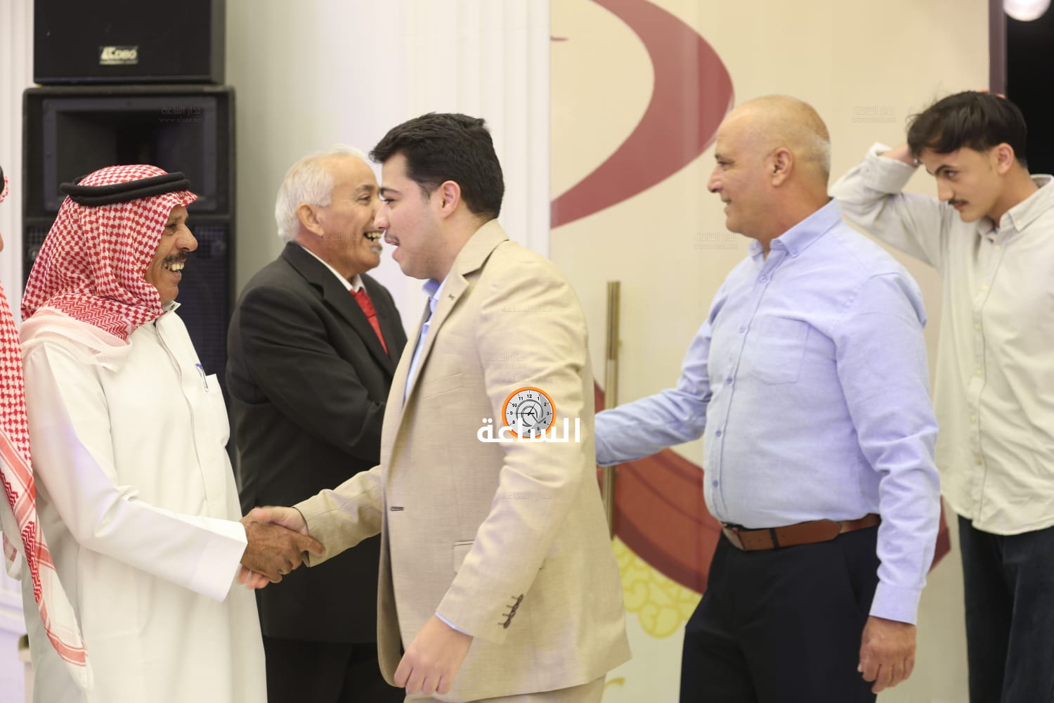 Madar Al-Saa Images 0.8656665624066134