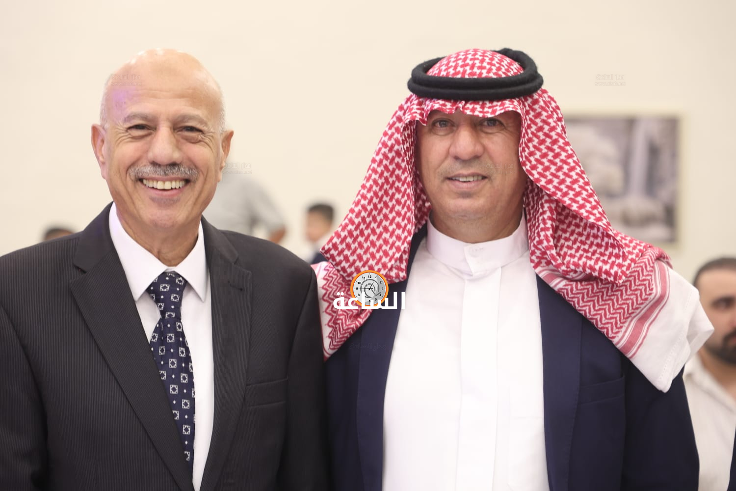 Madar Al-Saa Images 0.7972108217716524