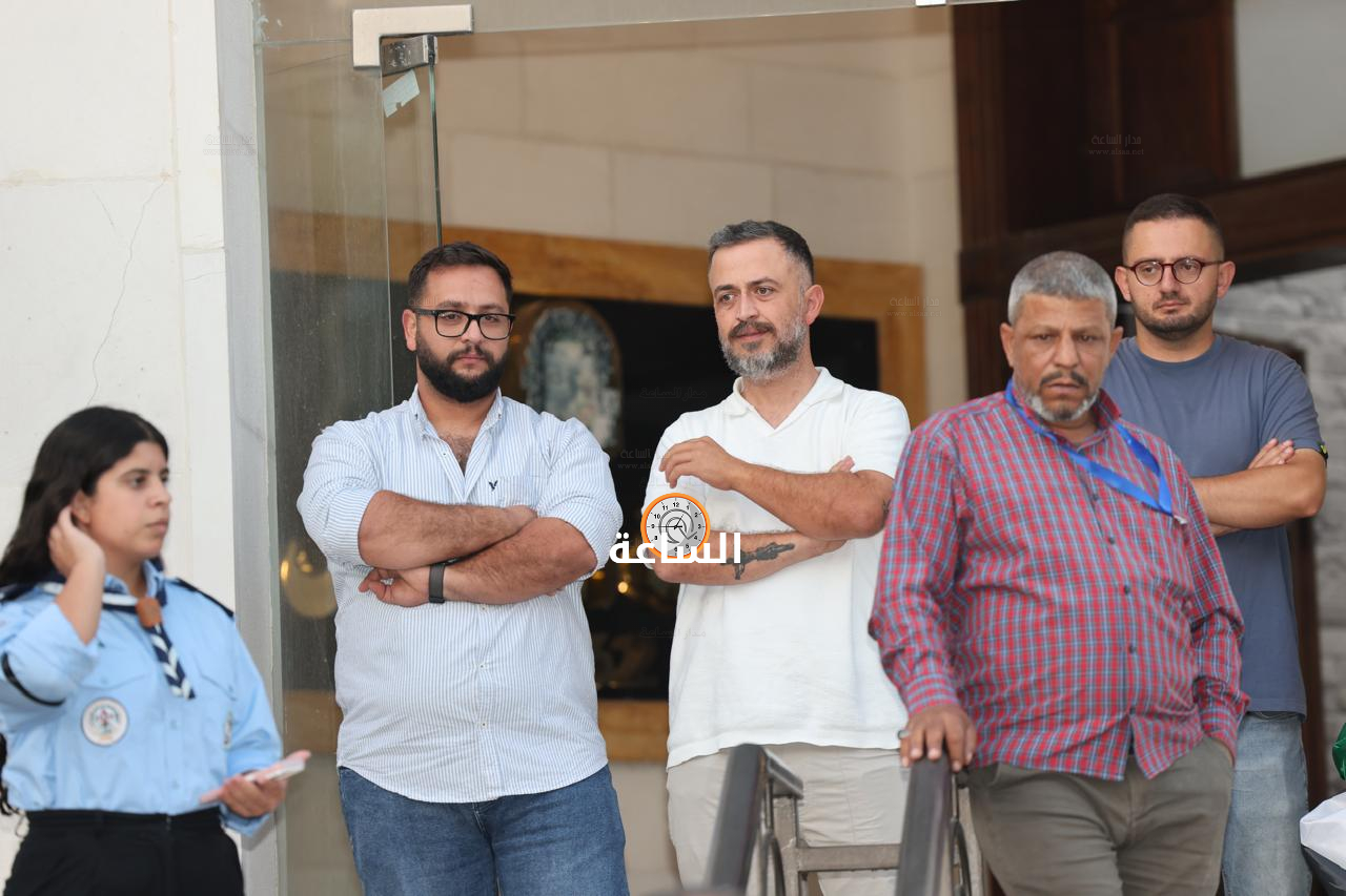 Madar Al-Saa Images 0.943761034114242