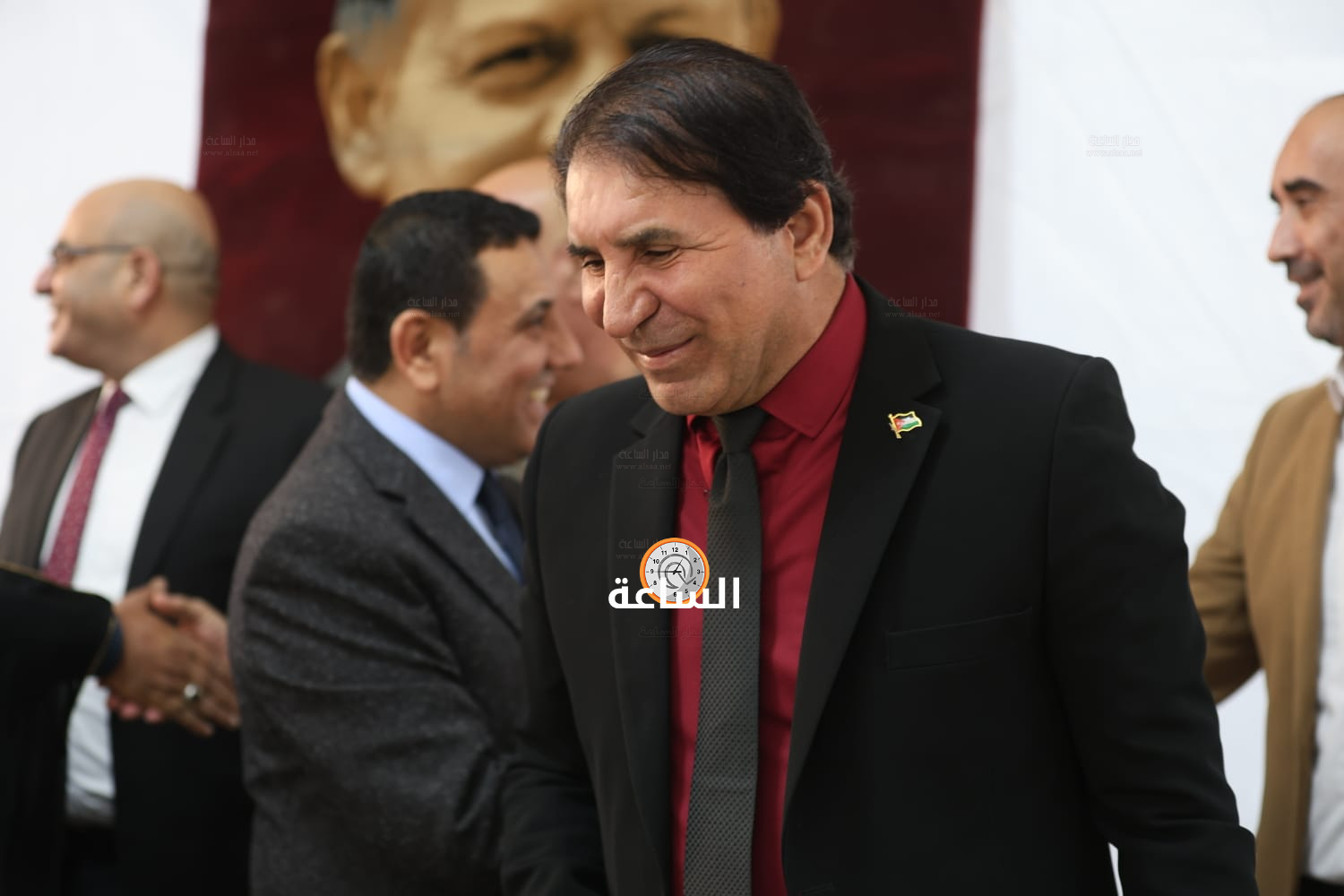 Madar Al-Saa Images 0.14391571261620173