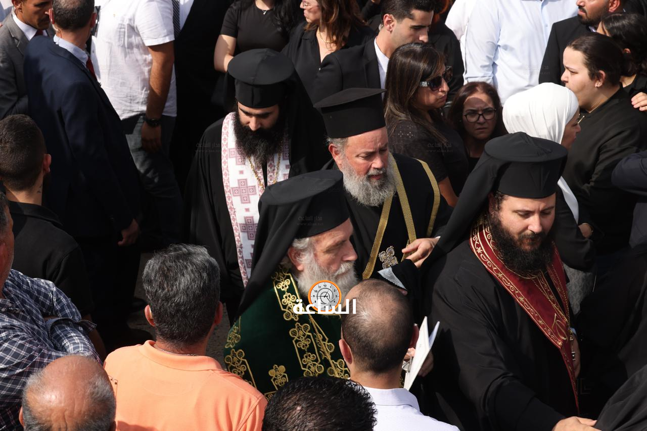 Madar Al-Saa Images 0.14680422240124757