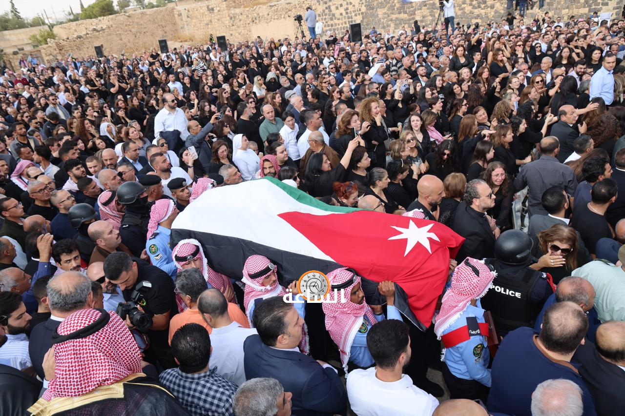 Madar Al-Saa Images 0.37117778525995093