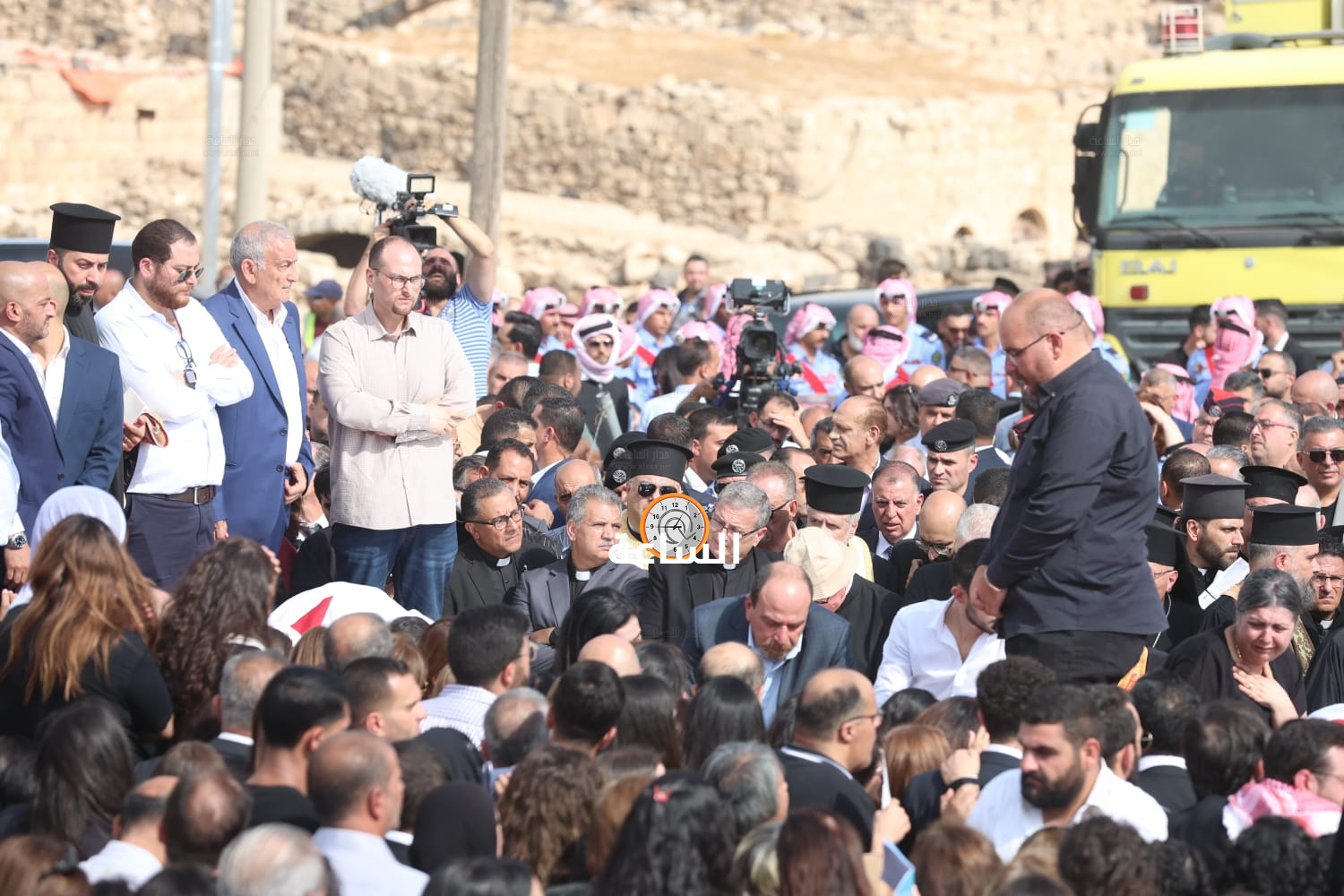 Madar Al-Saa Images 0.006060261028262182