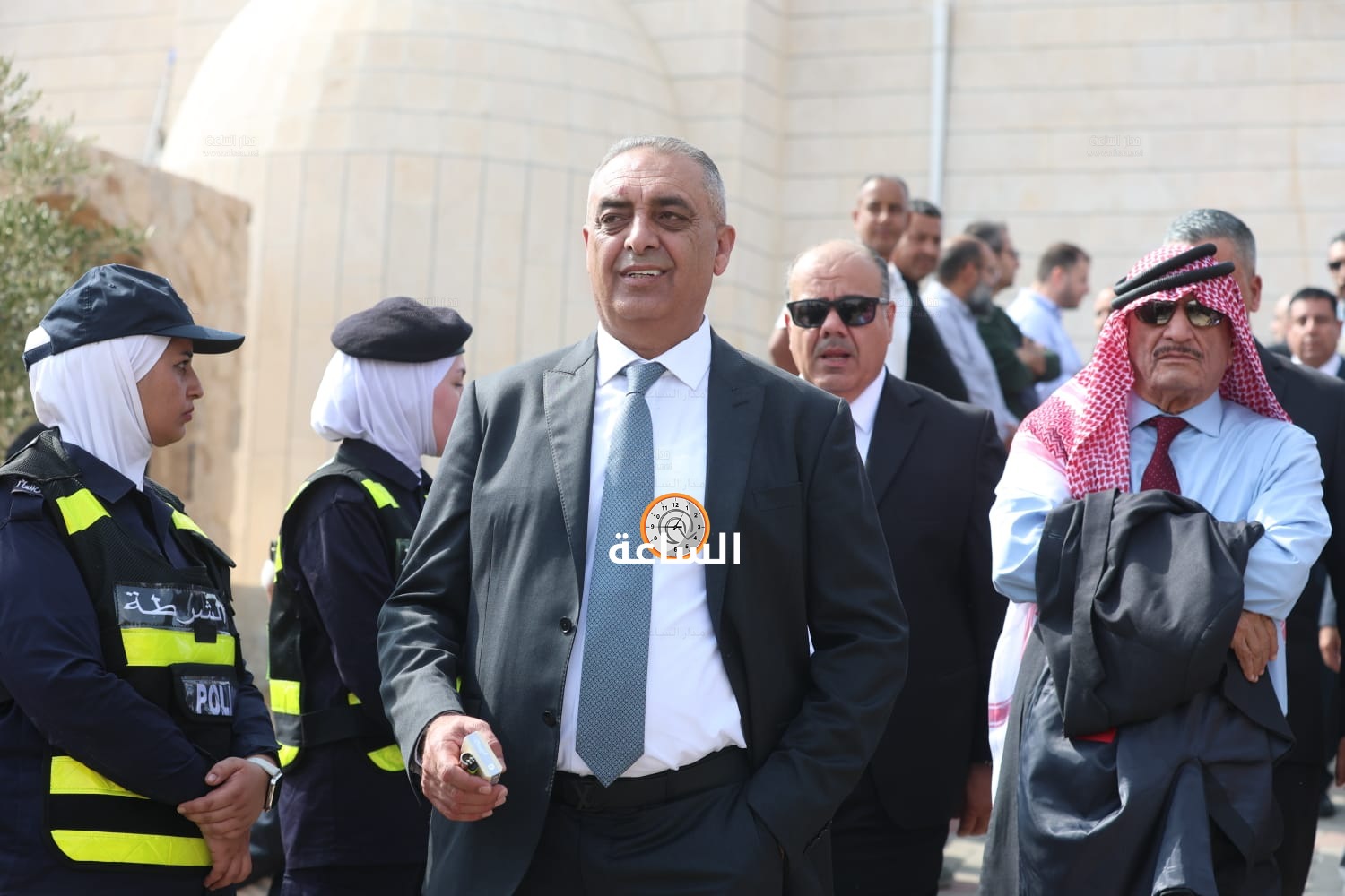 Madar Al-Saa Images 0.8512835853328857
