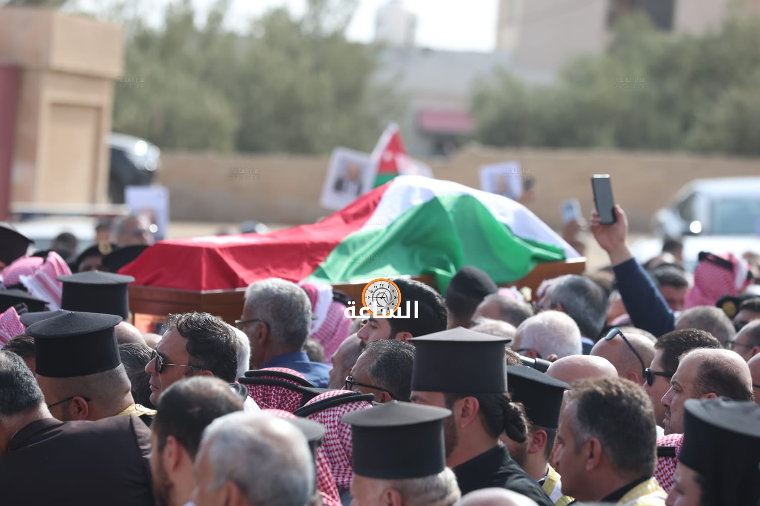 Madar Al-Saa Images 0.7984013032907967