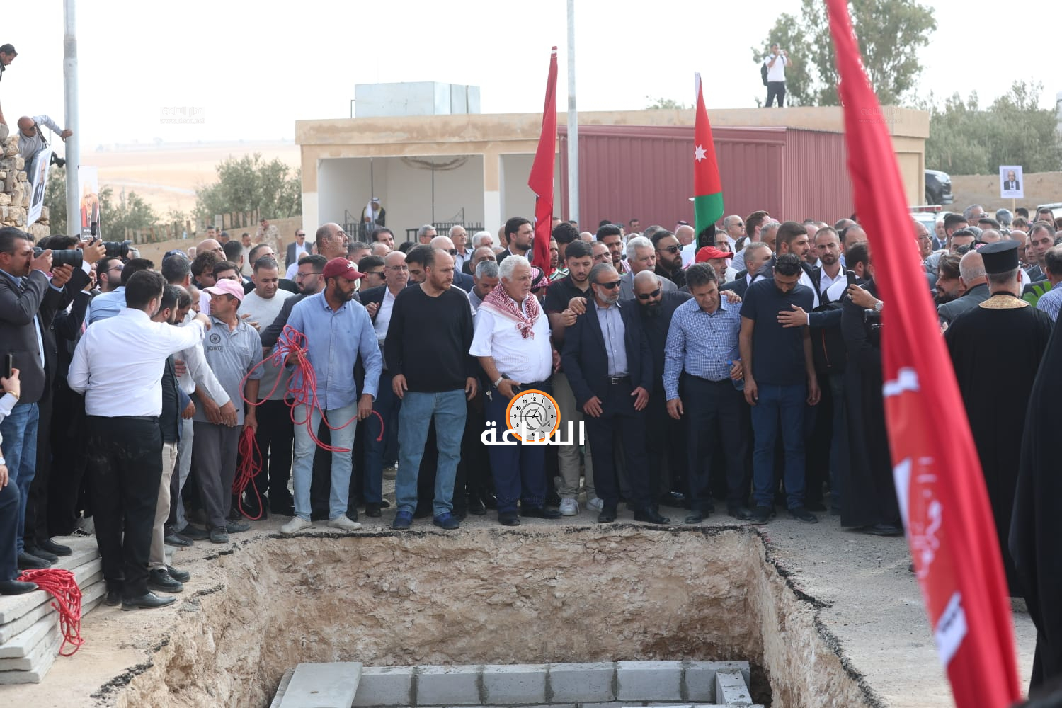 Madar Al-Saa Images 0.41151878068291337