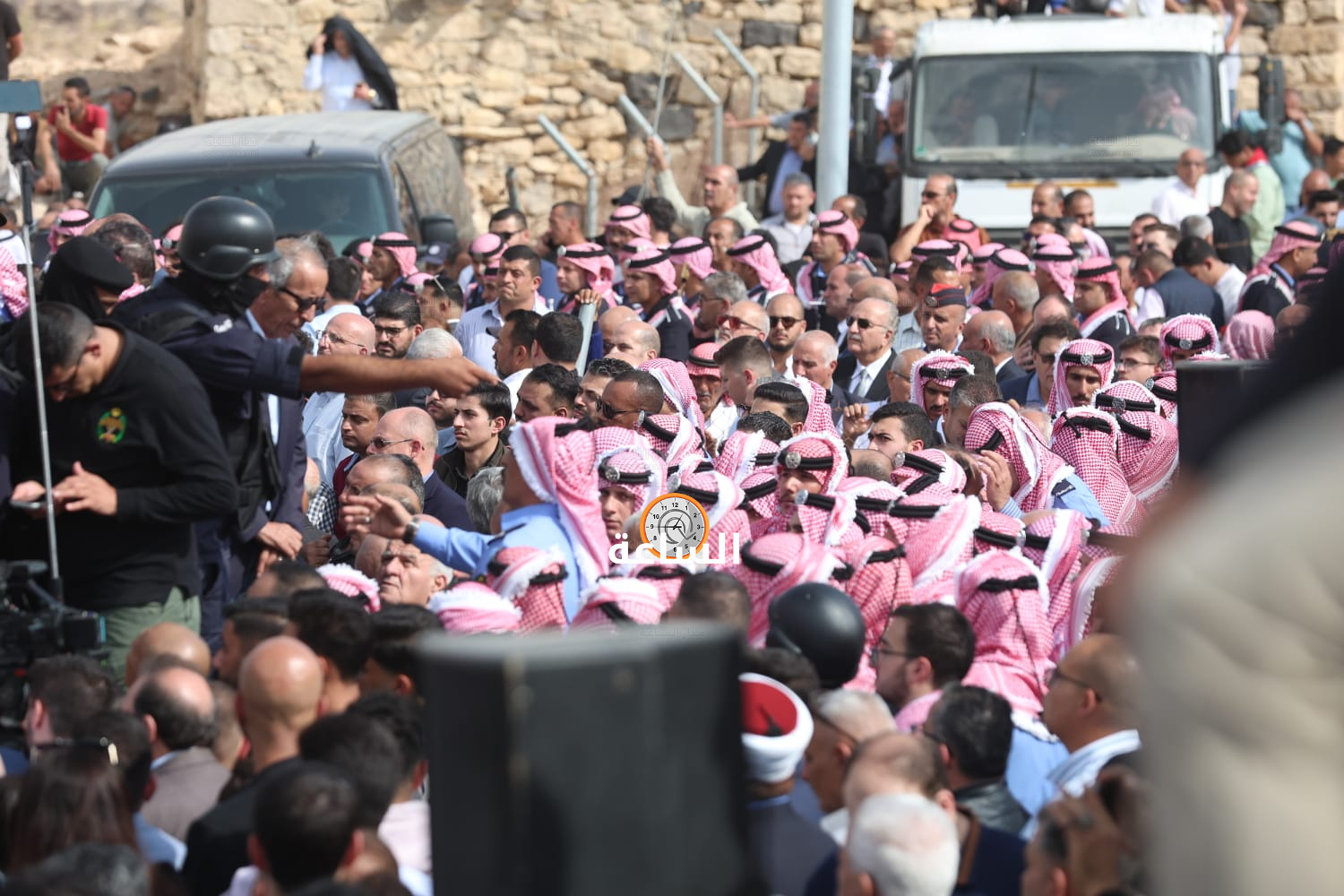 Madar Al-Saa Images 0.489163973847654