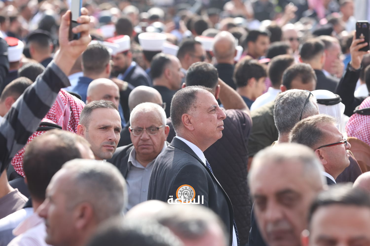 Madar Al-Saa Images 0.7498377956567478