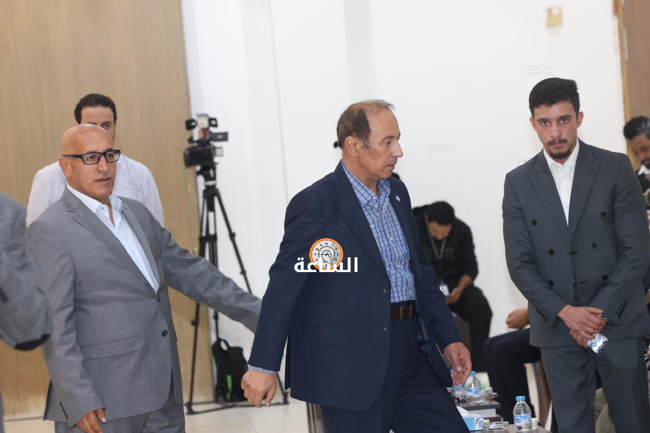 Madar Al-Saa Images 0.1068480760037982