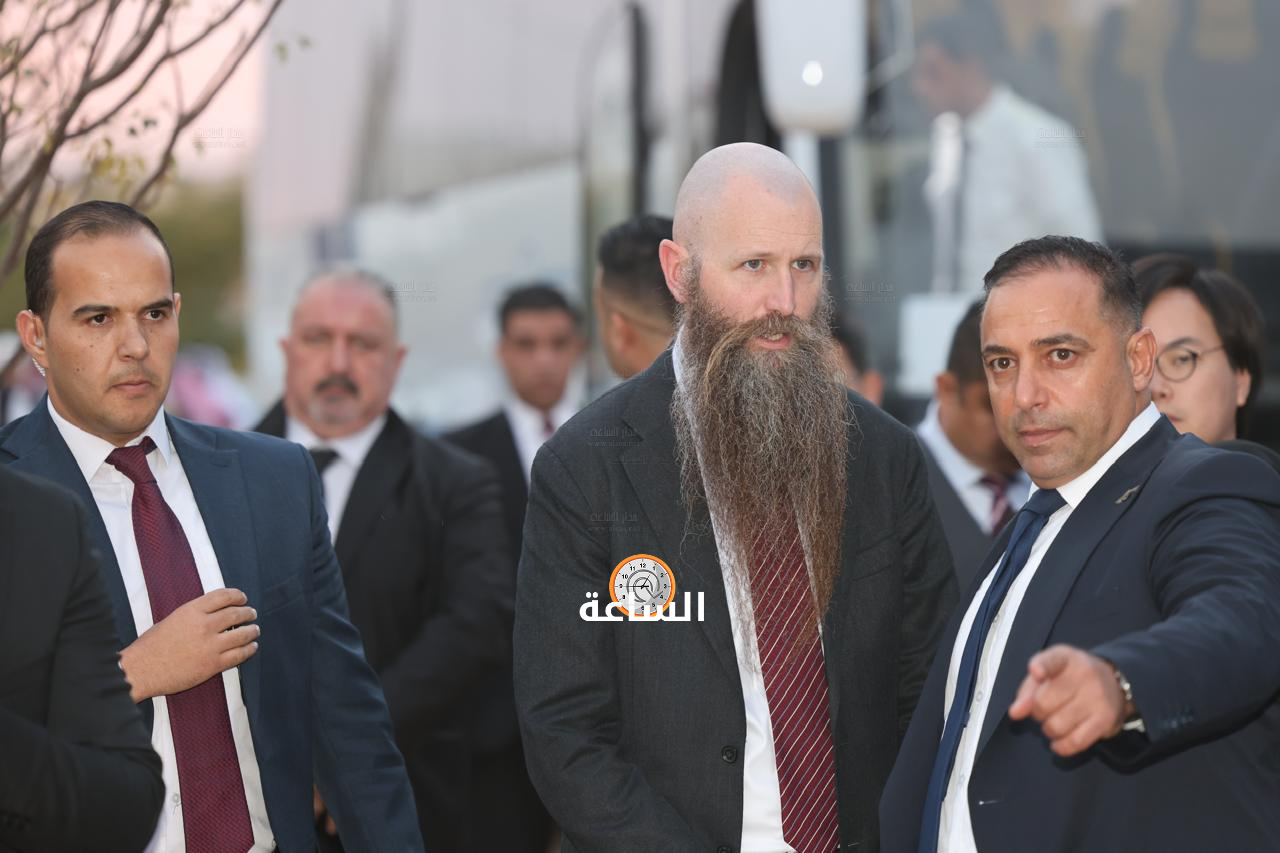 Madar Al-Saa Images 0.494975326075636