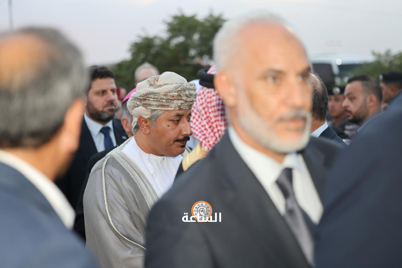 Madar Al-Saa Images 0.22160913810534388