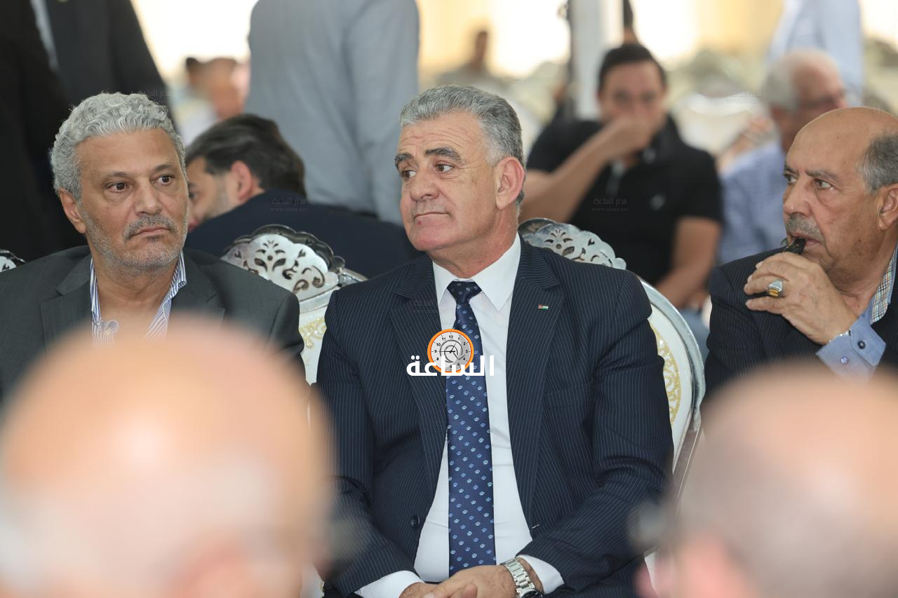 Madar Al-Saa Images 0.5509837246675354