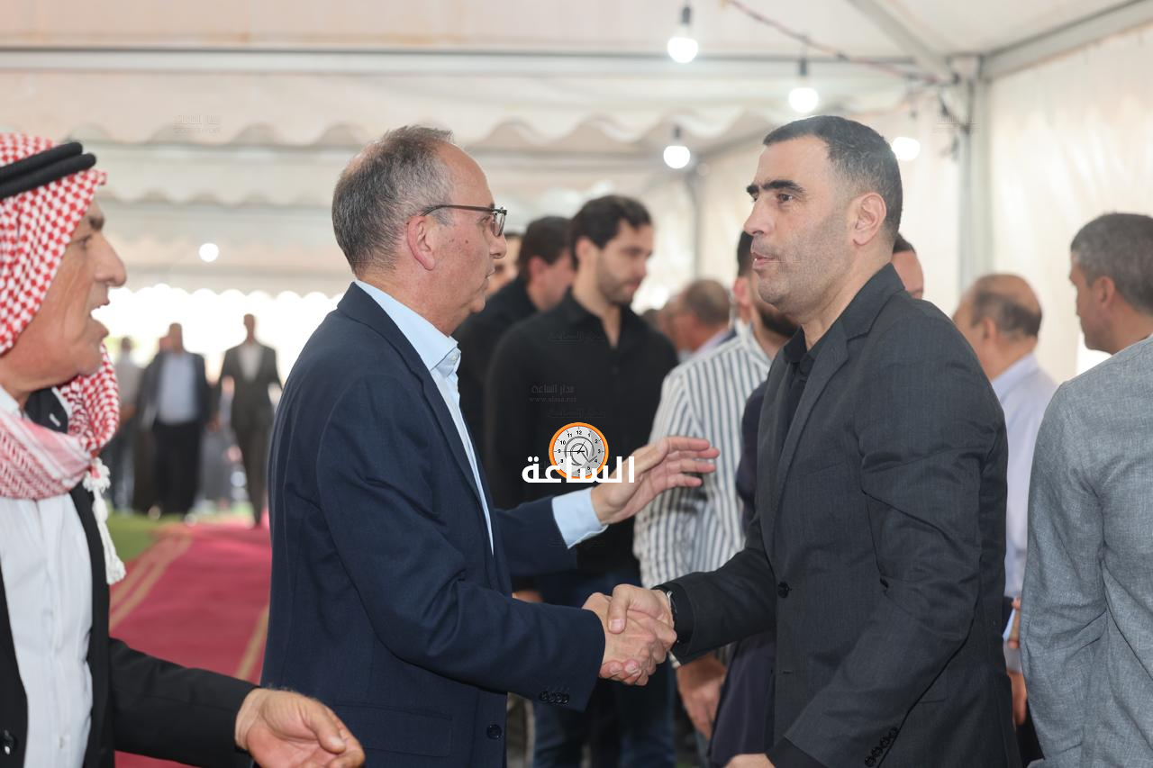 Madar Al-Saa Images 0.043642862061918364