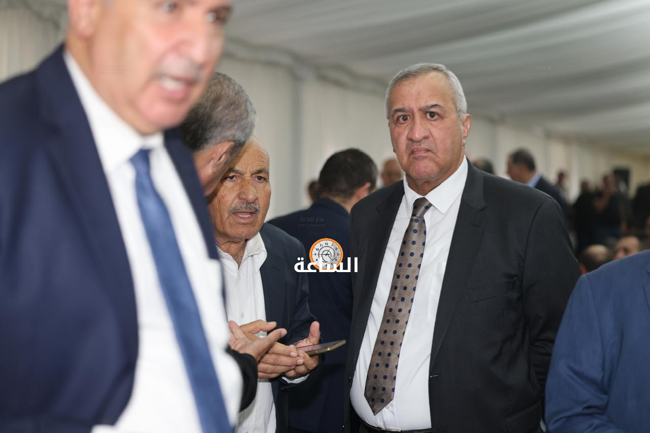 Madar Al-Saa Images 0.40841452851531357