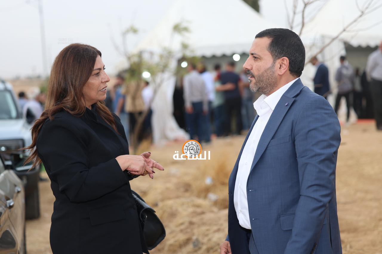 Madar Al-Saa Images 0.8329789416157384