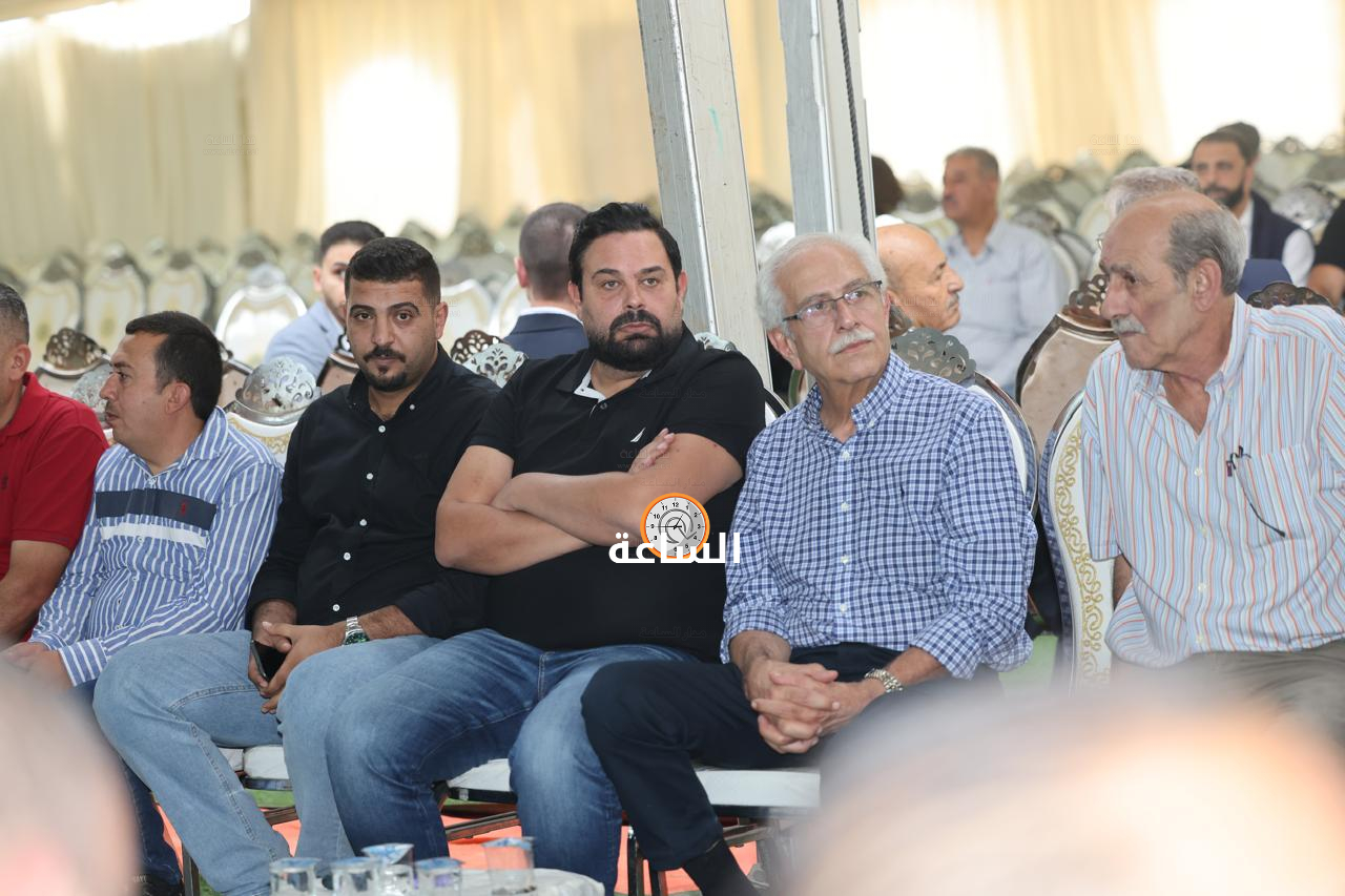 Madar Al-Saa Images 0.12446459094244922