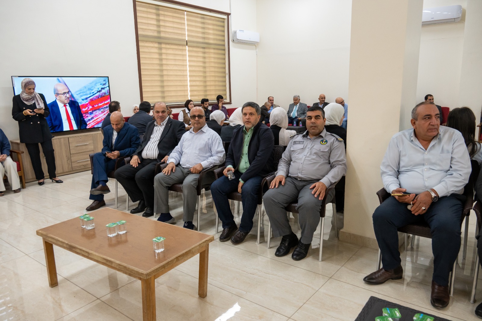 Madar Al-Saa Images 0.38488877653966536