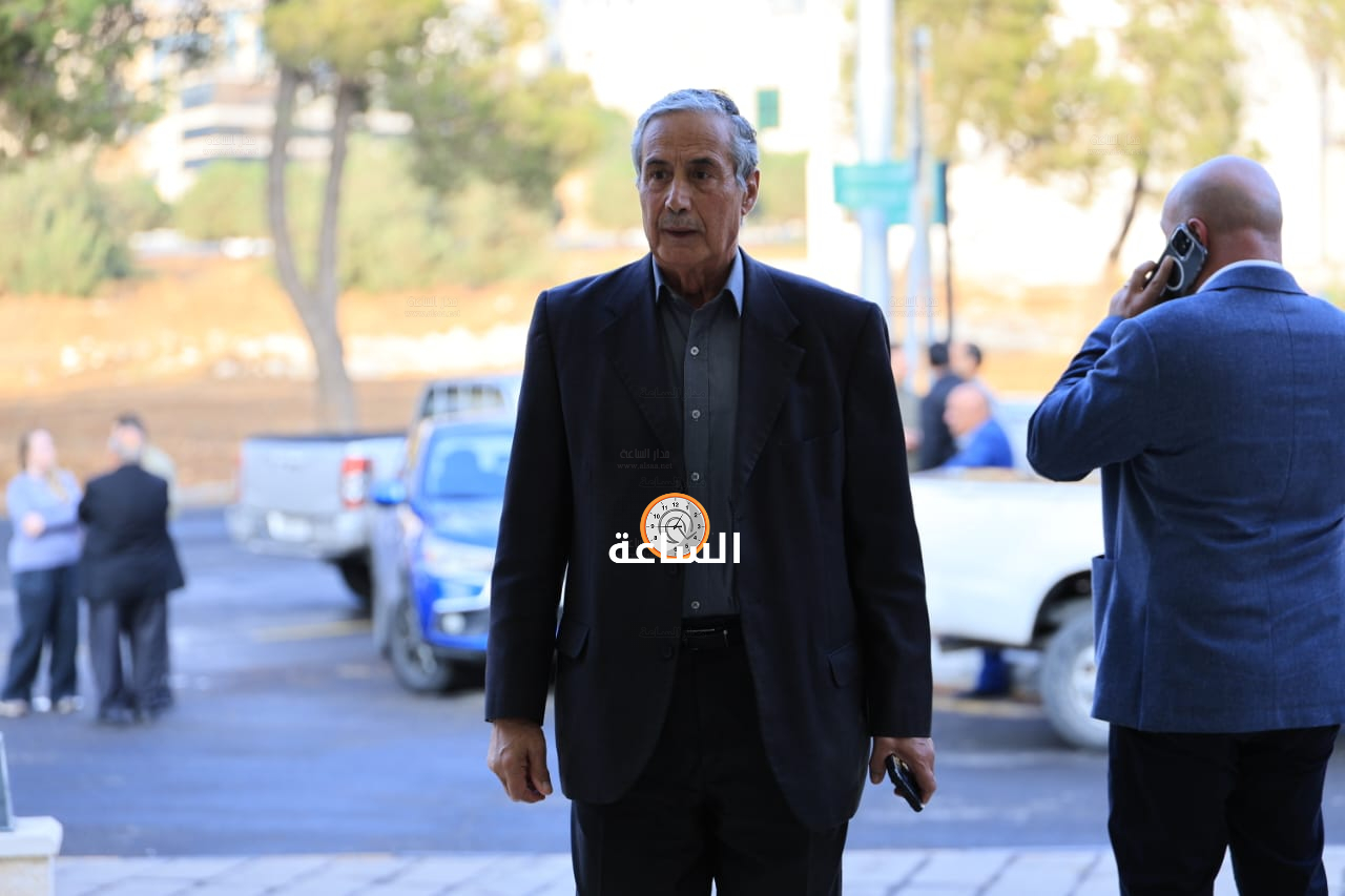 Madar Al-Saa Images 0.3637461550036982