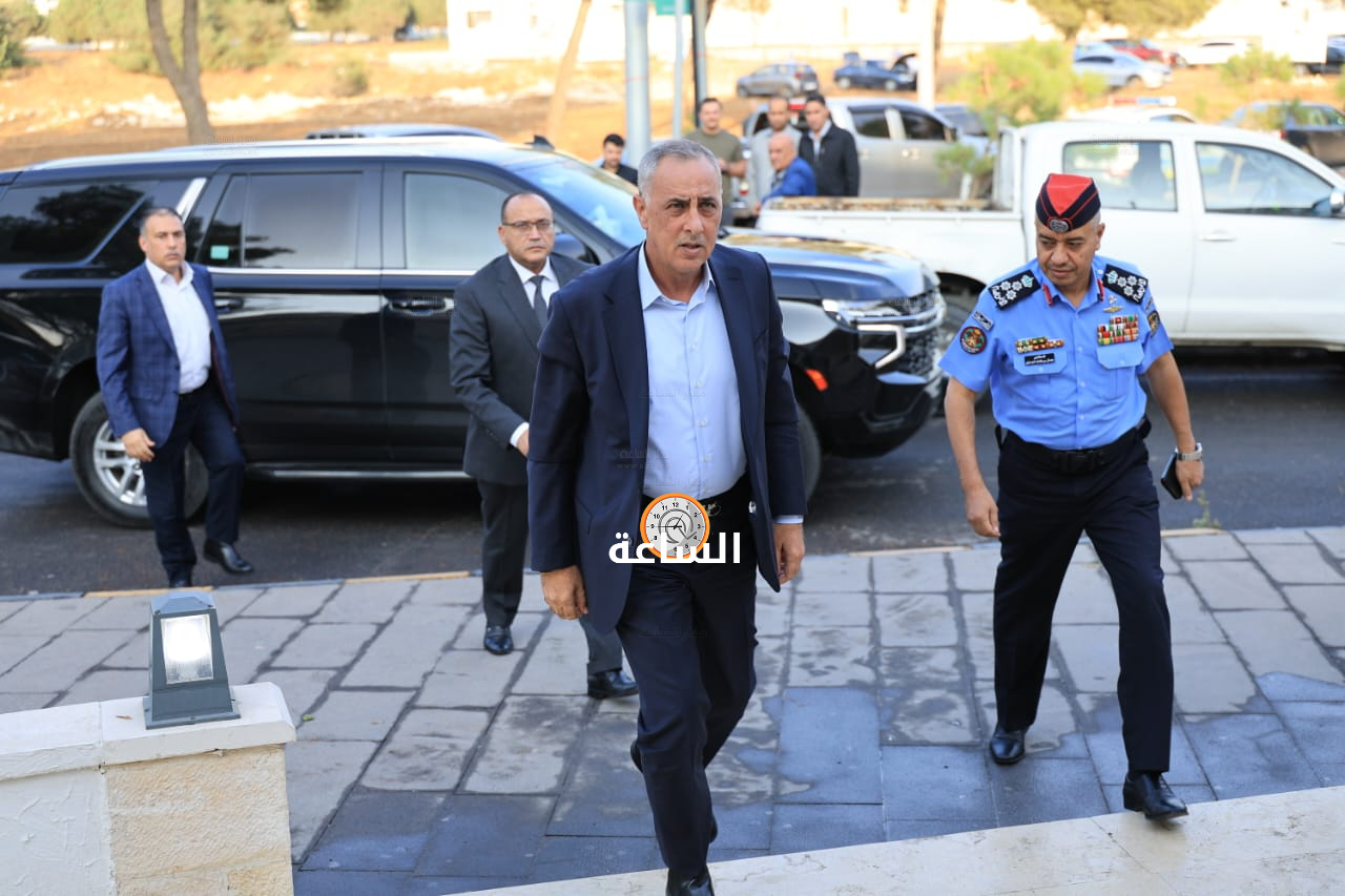 Madar Al-Saa Images 0.8788929302742845